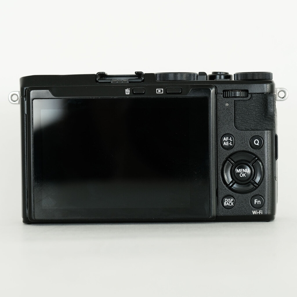 FUJIFILM X70 ブラック