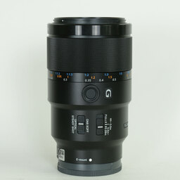 SONY FE 90mm F2.8 Macro G OSS SEL90M28G
