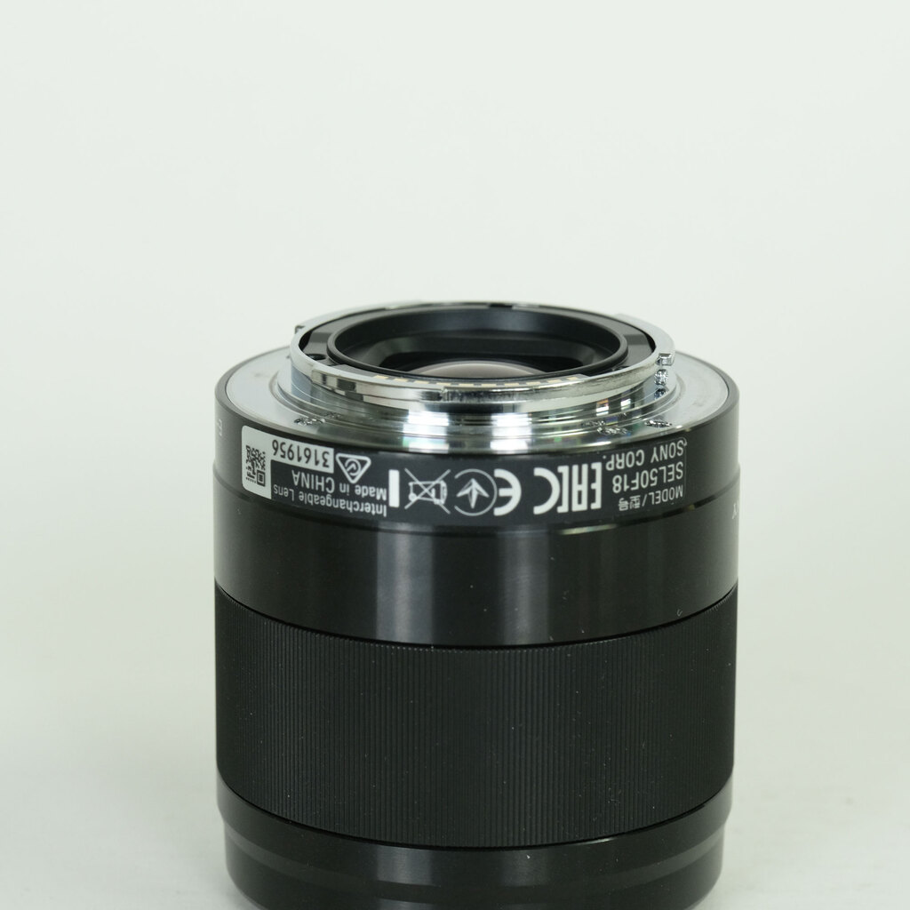 SONY E 50mm F1.8 OSS SEL50F18