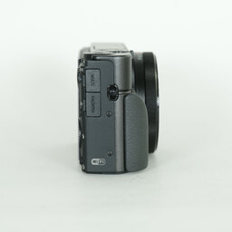 SONY Cyber-shot DSC-RX100M4