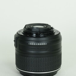 Nikon AF-S DX NIKKOR 18-55mm f3.5-5.6G VR II Nikon AF-S DX NIKKOR 18-55mm f3.5-5.6G VR II