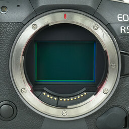 Canon EOS R5 Canon EOS R5