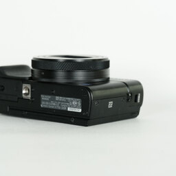 SONY Cyber-shot DSC-RX100M7