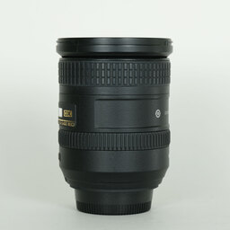 Nikon AF-S DX NIKKOR 18-200mm F3.5-5.6G ED VR II Nikon AF-S DX NIKKOR 18-200mm F3.5-5.6G ED VR II