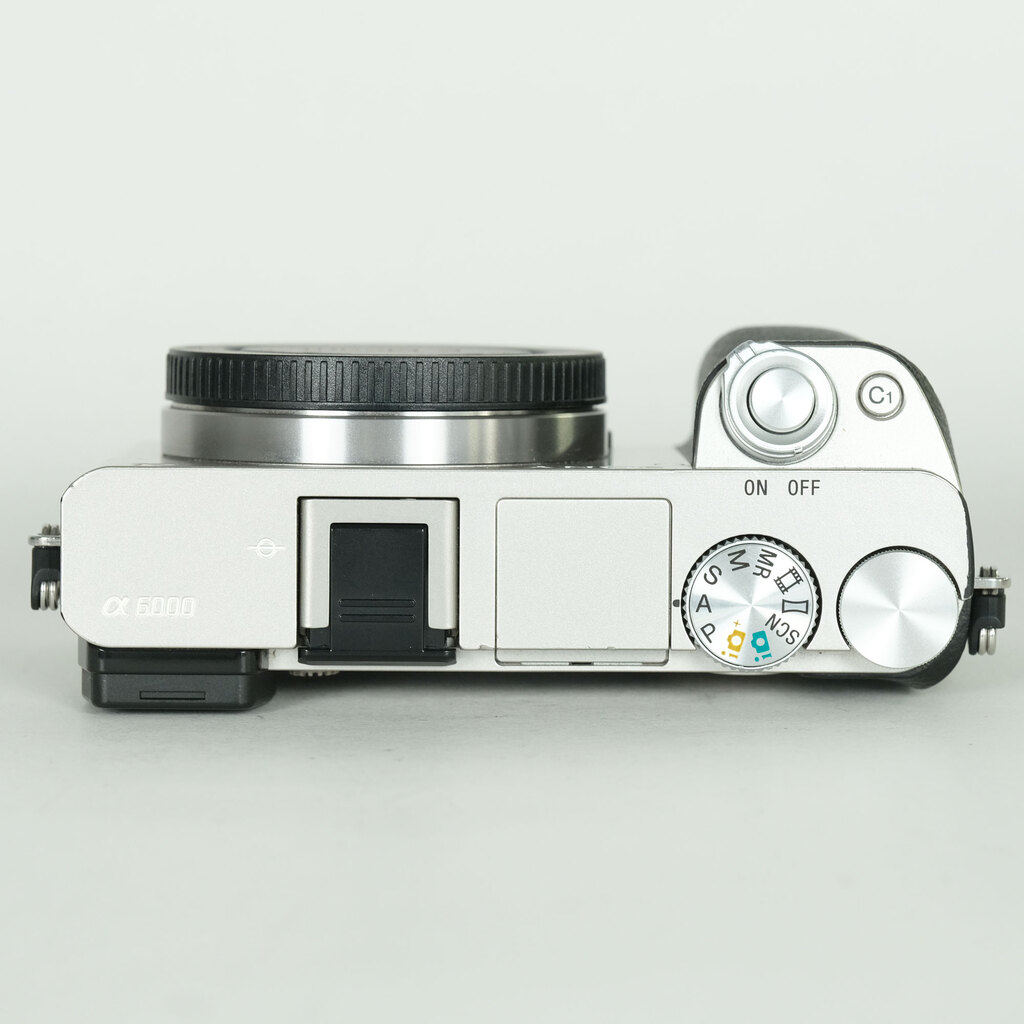 SONY α6000(ILCE-6000) SONY α6000(ILCE-6000)