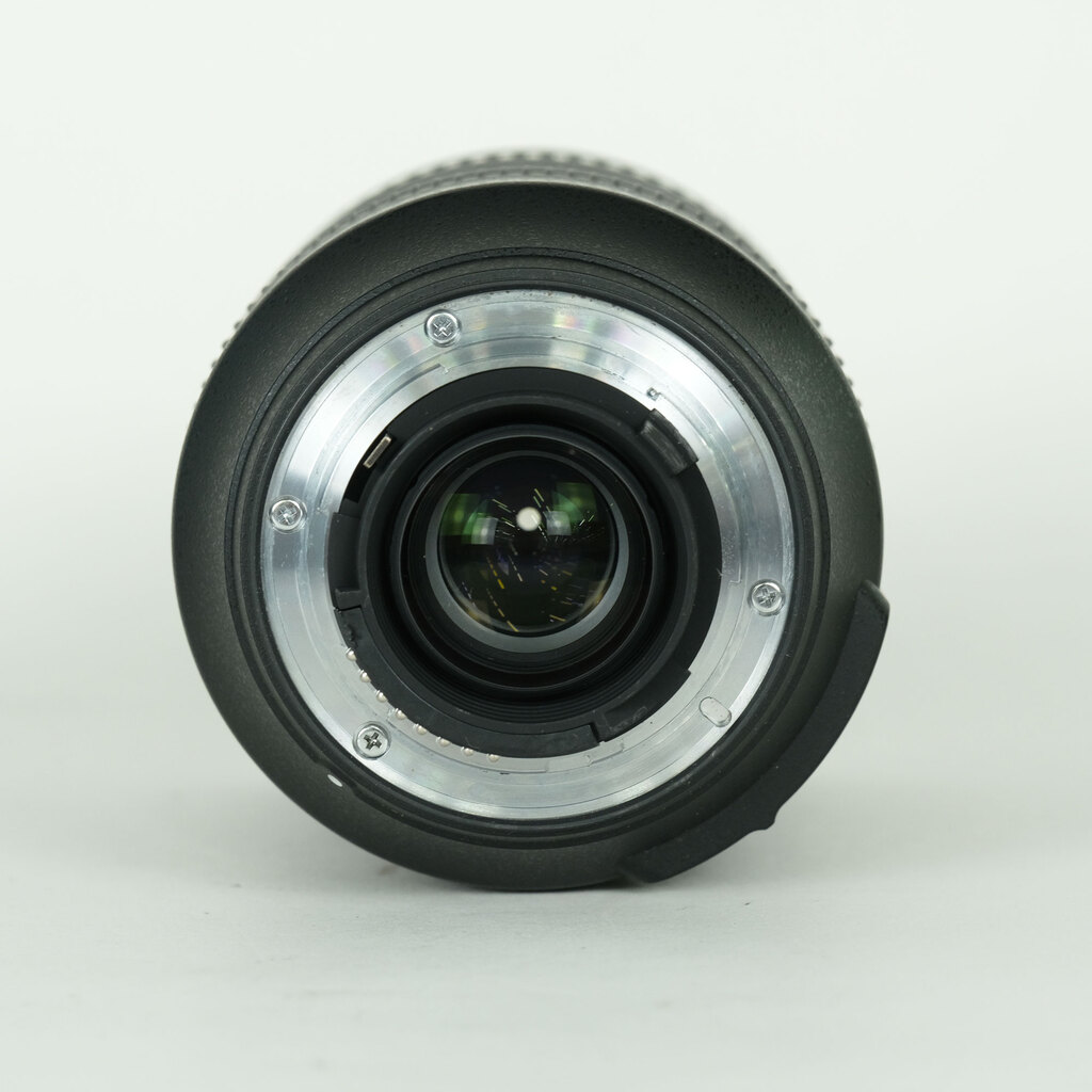 Nikon AF-S NIKKOR 28-300mm f/3.5-5.6G ED VRの出品 | ONE SCENE