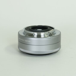 Canon EF-M22mm F2 STM Canon EF-M22mm F2 STM