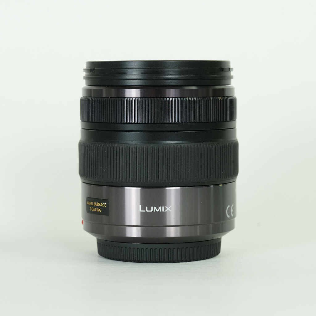 Panasonic LUMIX G X VARIO 12-35mm / F2.8 ASPH. / POWER O.I.S. Panasonic LUMIX G X VARIO 12-35mm / F2.8 ASPH. / POWER O.I.S.