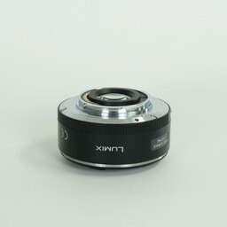 Panasonic LUMIX G X VARIO PZ 14-42mm / F3.5-5.6 ASPH. / POWER O.I.S. Panasonic LUMIX G X VARIO PZ 14-42mm / F3.5-5.6 ASPH. / POWER O.I.S.