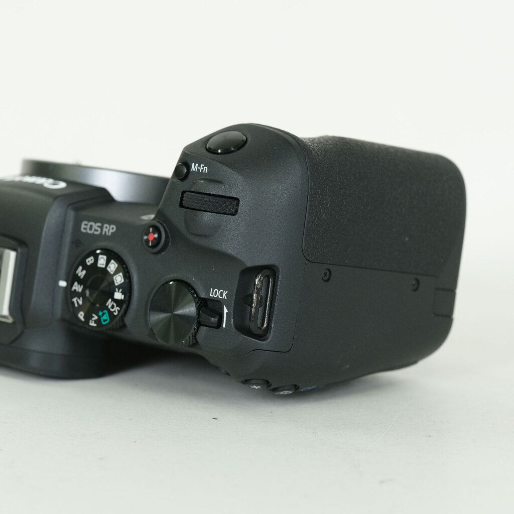 Canon EOS RP Canon EOS RP