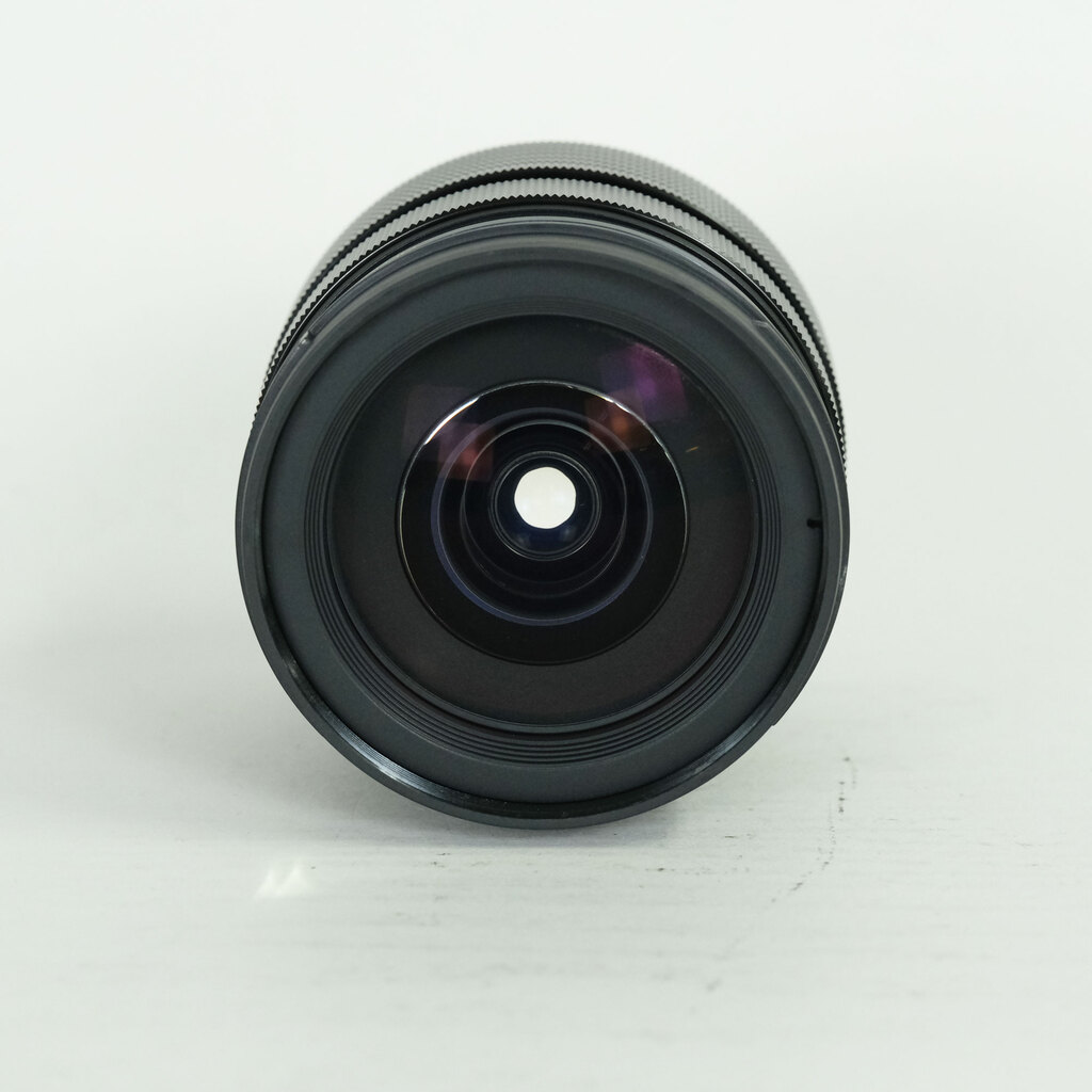 OLYMPUS M.ZUIKO DIGITAL ED 12-40mm F2.8 PRO OLYMPUS M.ZUIKO DIGITAL ED 12-40mm F2.8 PRO