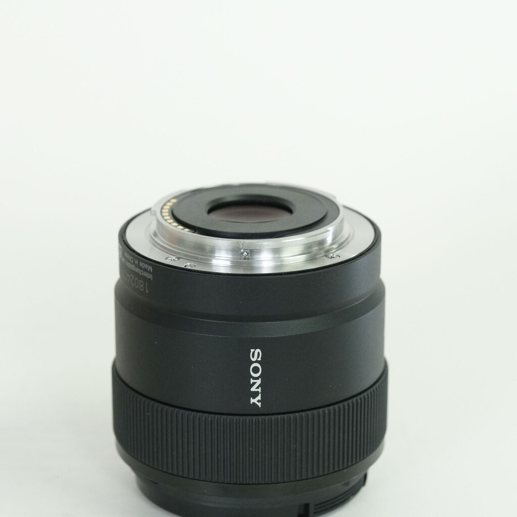 SONY E 11mm F1.8 SEL11F18