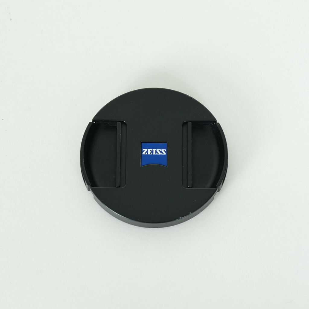Carl Zeiss Batis 2/40 CF [ソニーE用]の出品 | ONE SCENE（ワンシーン）