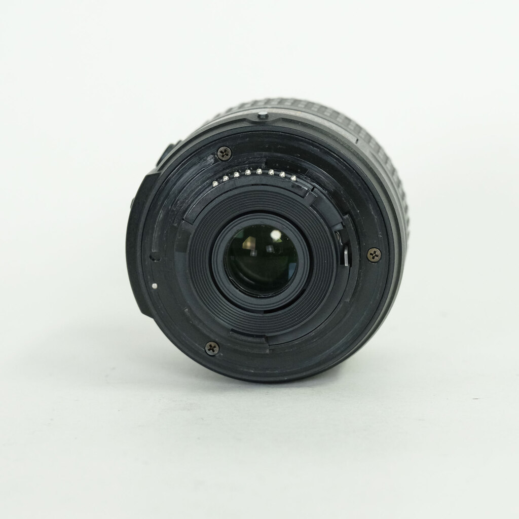 Nikon AF-S DX NIKKOR 18-55mm f3.5-5.6G VR II