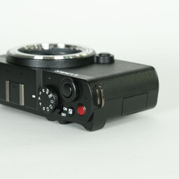 Panasonic LUMIX DC-S9 Panasonic LUMIX DC-S9