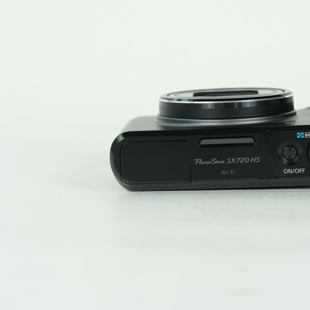 Canon PowerShot SX720 HS ブラックの出品 | ONE SCENE（ワンシーン）