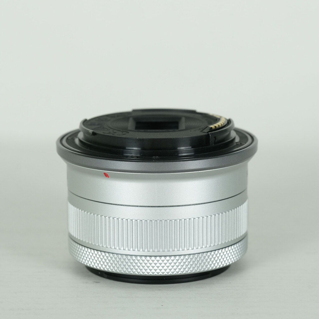 Canon RF-S 18-45mm F4.5-6.3 IS STM Canon RF-S 18-45mm F4.5-6.3 IS STM