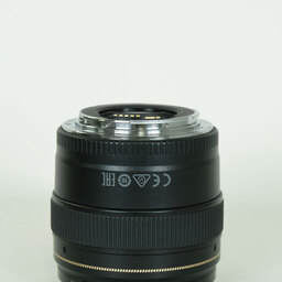 Canon EF100mm F2 USM