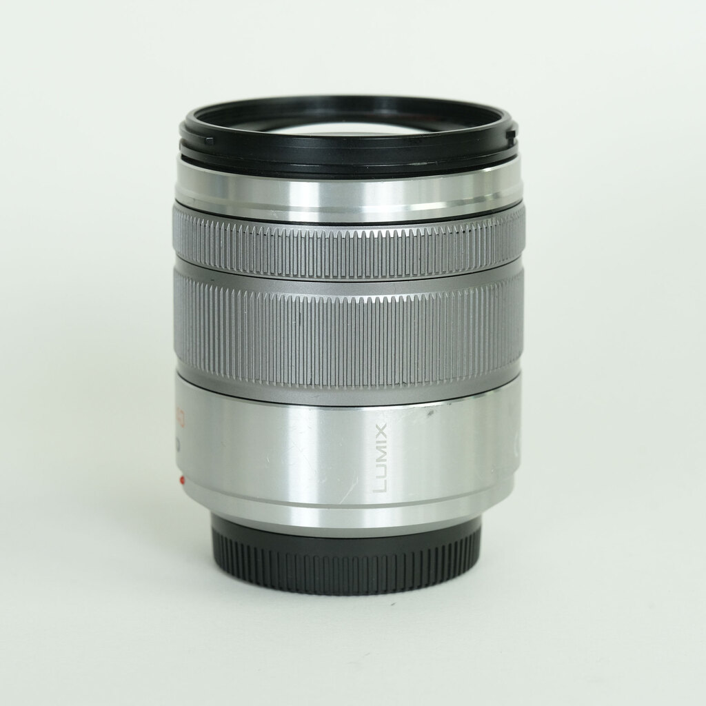 Panasonic LUMIX G VARIO 14-140mm F3.5-5.6 ASPH. POWER O.I.S.  シルバー    H-FS14140-S