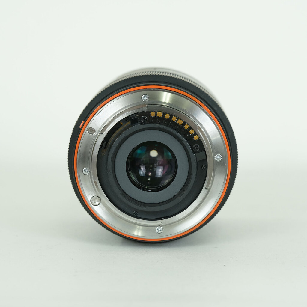 SONY Vario-Sonnar T＊ DT 16-80mm F3.5-4.5 ZA SAL1680Z