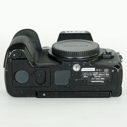 Panasonic LUMIX DMC-G8