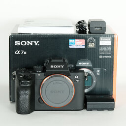 SONY α7 III（ILCE-7M3）