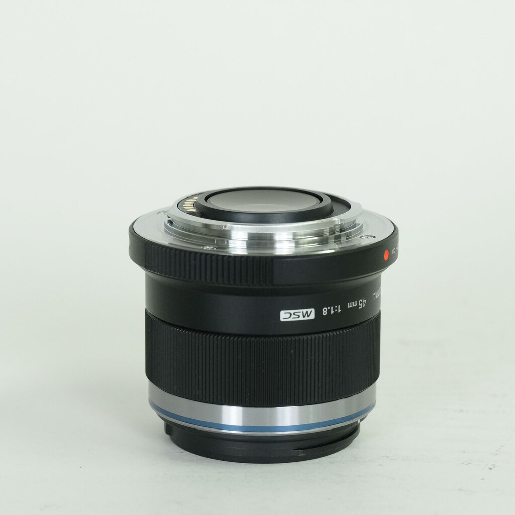 OLYMPUS M.ZUIKO DIGITAL 45mm F1.8 OLYMPUS M.ZUIKO DIGITAL 45mm F1.8