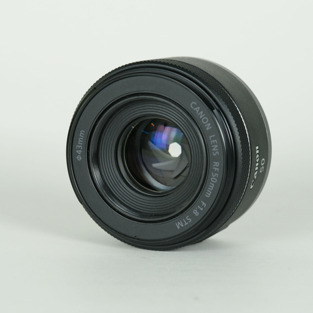 Canon RF50mm F1.8 STMの出品 | ONE SCENE（ワンシーン）