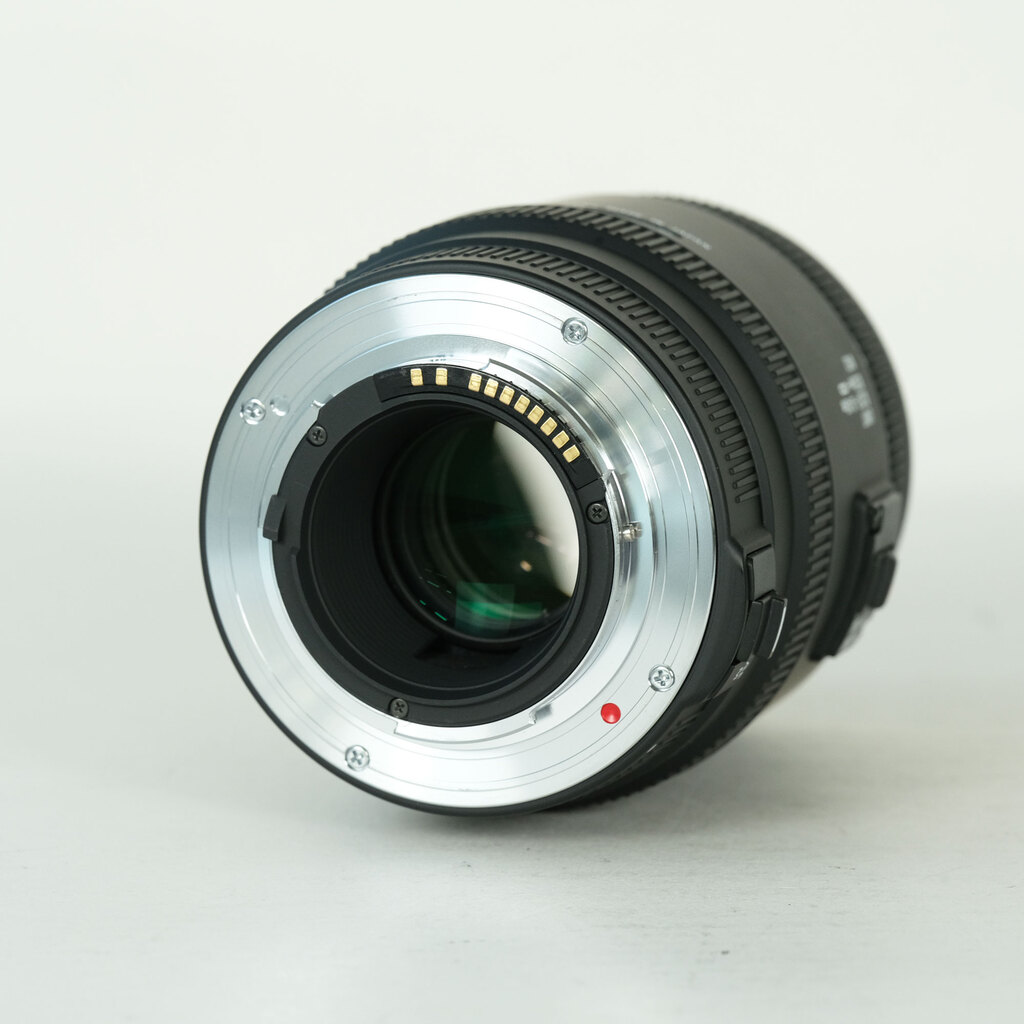 SIGMA 70mm F2.8 EX DG MACRO [シグマSA用]の出品 | ONE SCENE（ワン