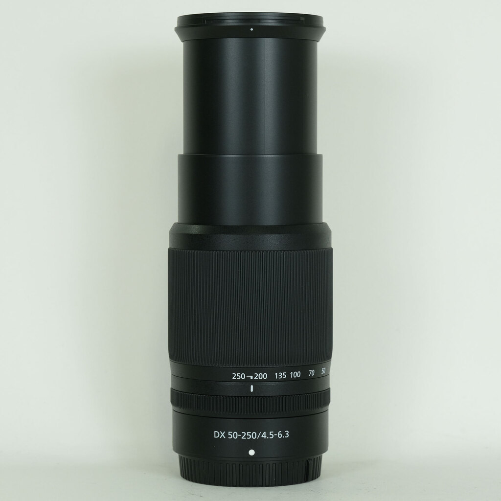 Nikon NIKKOR Z DX 50-250mm f/4.5-6.3 VR Nikon NIKKOR Z DX 50-250mm f/4.5-6.3 VR