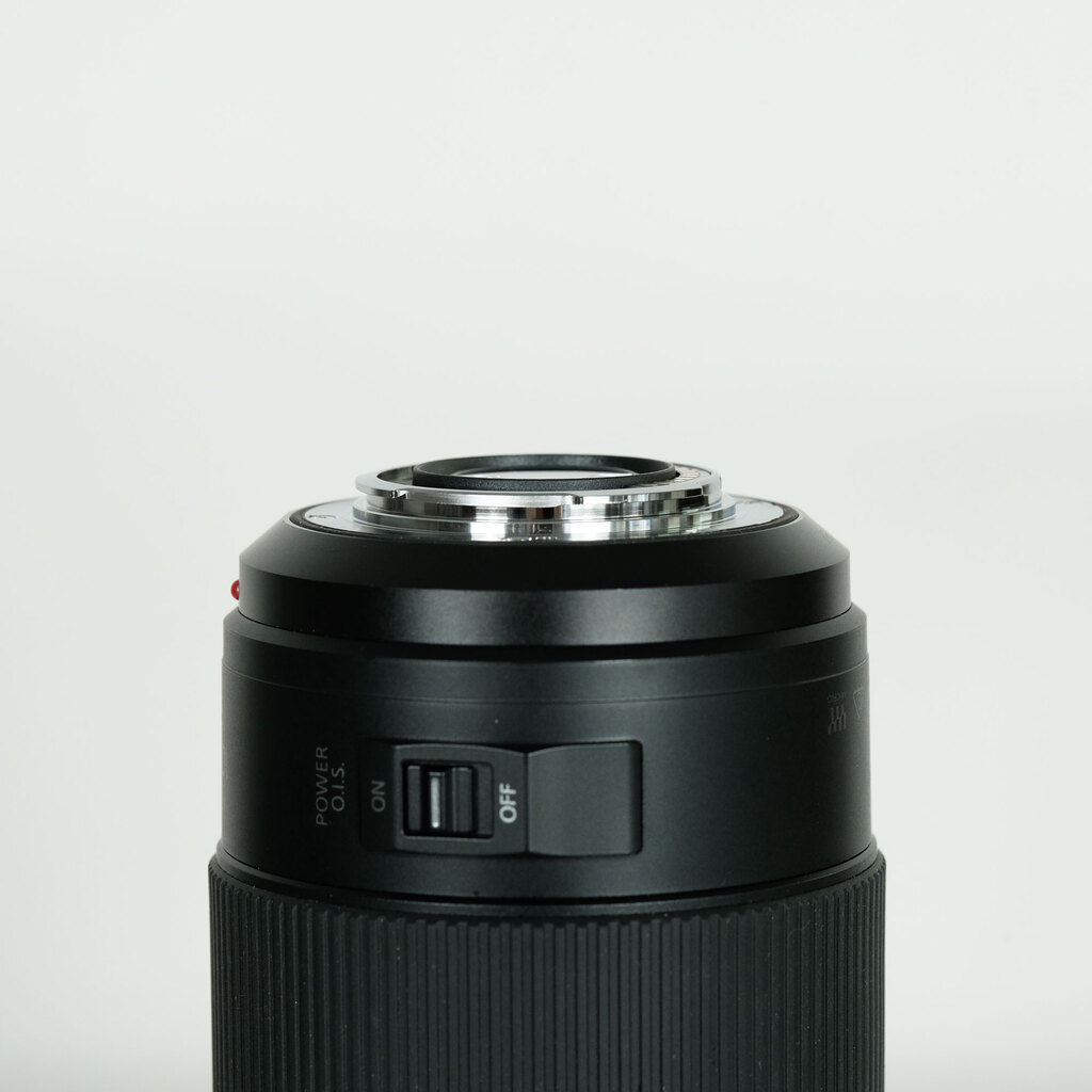 Panasonic LUMIX G VARIO 100-300mm / F4.0-5.6 II / POWER O.I.S.