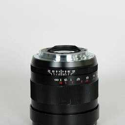 Carl Zeiss Distagon T* 35mm F2 ZE [キヤノンEF用]