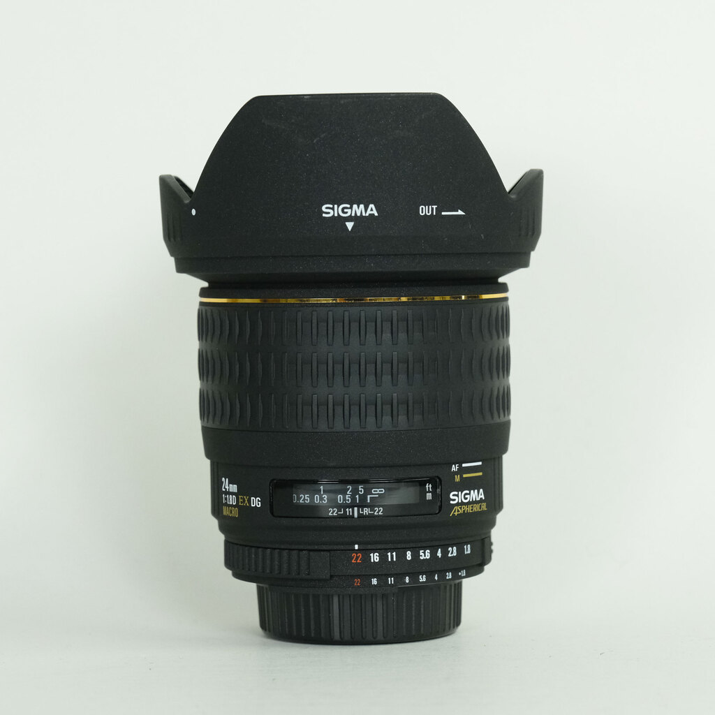 SIGMA 24mm F1.8 EX DG ASPHERICAL MACRO (ニコンF用)
