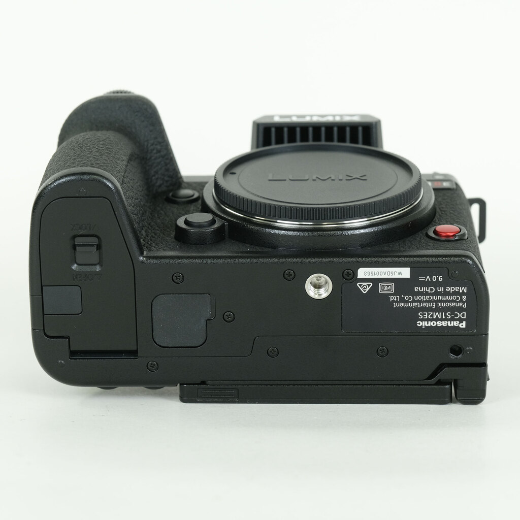 Panasonic LUMIX DC-S1M2ES ボディ