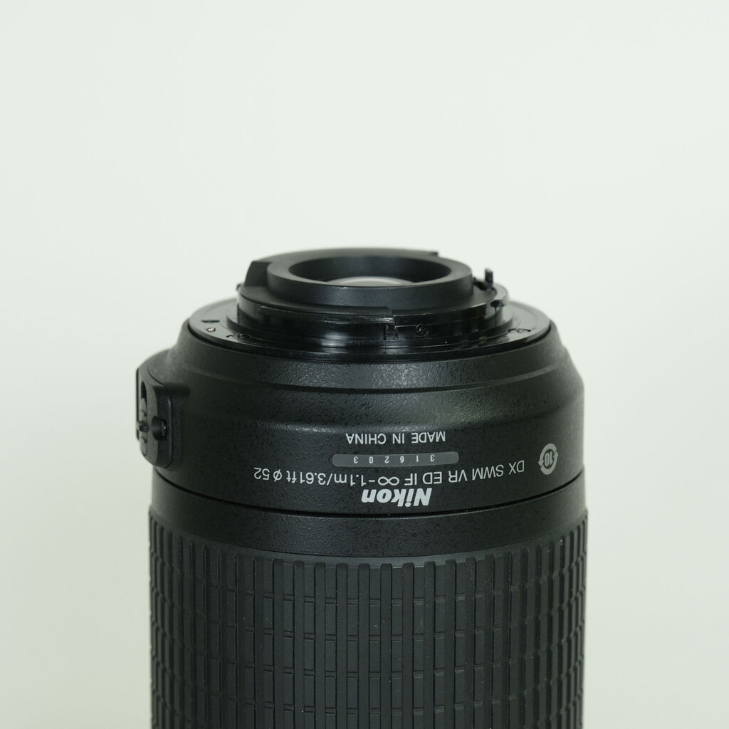 Nikon AF-S DX Zoom-Nikkor 55-200mm F4-5.6G ED ブラック Nikon AF-S DX Zoom-Nikkor 55-200mm F4-5.6G ED ブラック
