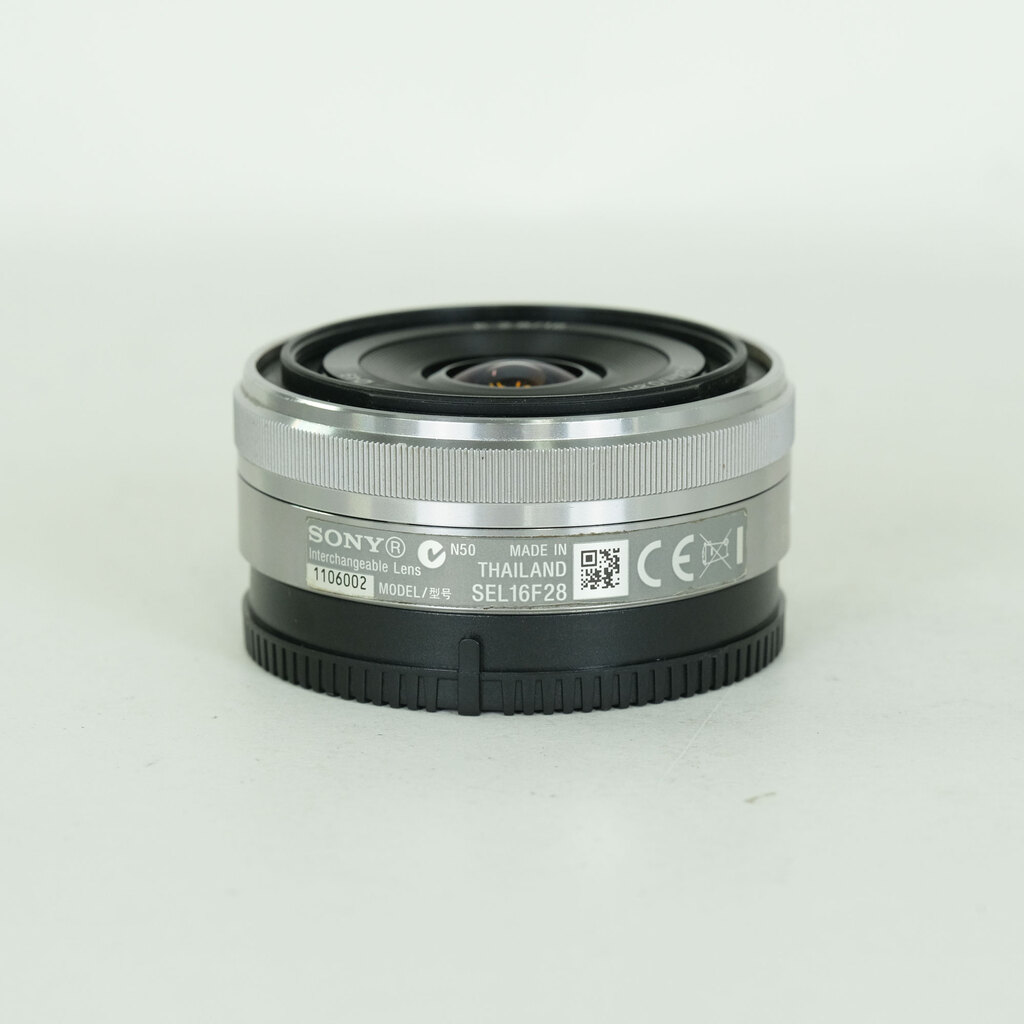 SONY E 16mm F2.8 SEL16F28