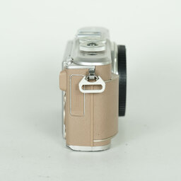 OLYMPUS PEN E-PL10