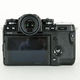 FUJIFILM X-H1