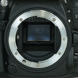Nikon D7200