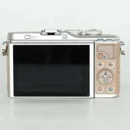 OLYMPUS PEN E-PL9