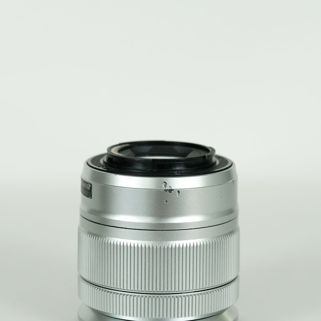FUJIFILM フジノン XC16-50mm F3.5-5.6 OIS シルバー FUJIFILM フジノン XC16-50mm F3.5-5.6 OIS シルバー