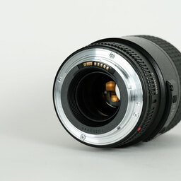 Canon EF100mm F2.8 マクロ USM