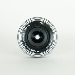 OLYMPUS M.ZUIKO DIGITAL ED 14-42mm F3.5-5.6 EZ シルバー