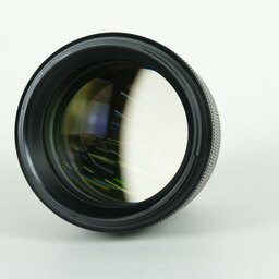 Nikon NIKKOR Z 135mm f/1.8 S Plena