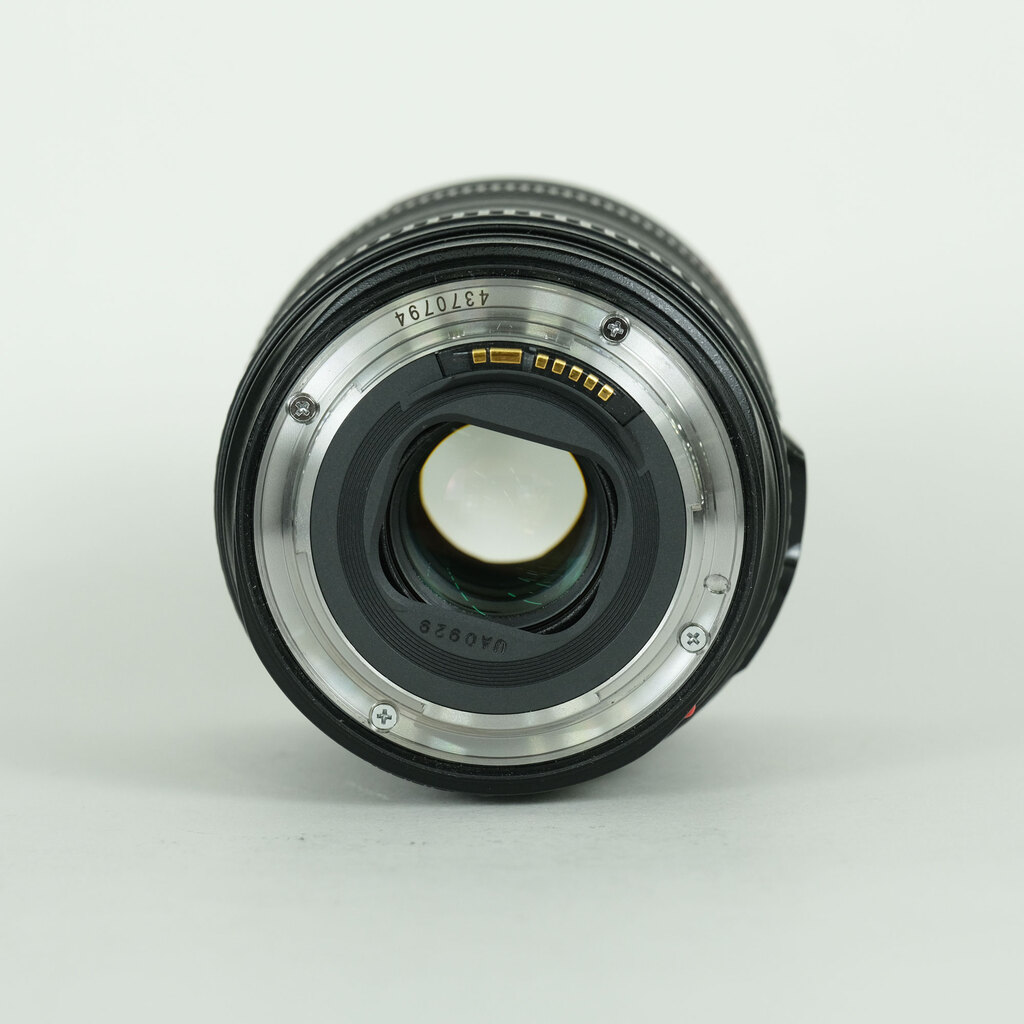 Canon EF24-105mm F4L IS USM Canon EF24-105mm F4L IS USM