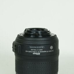 Nikon AF-S DX NIKKOR 18-55mm F3.5-5.6 G VR Nikon AF-S DX NIKKOR 18-55mm F3.5-5.6 G VR