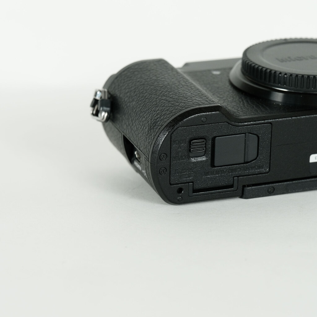 Panasonic LUMIX DC-GX7MK3 ブラック