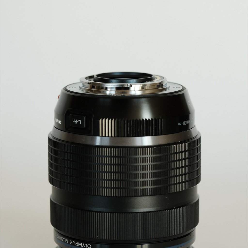 OLYMPUS M.ZUIKO DIGITAL ED 12-40mm F2.8 PRO