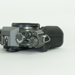 FUJIFILM X-T30