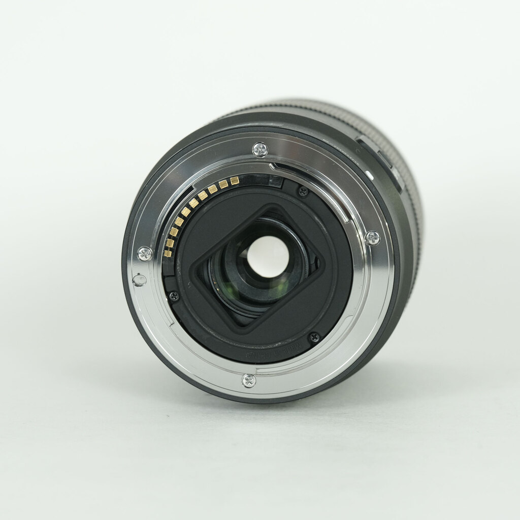 SONY E 18-135mm F3.5-5.6 OSS SEL18135